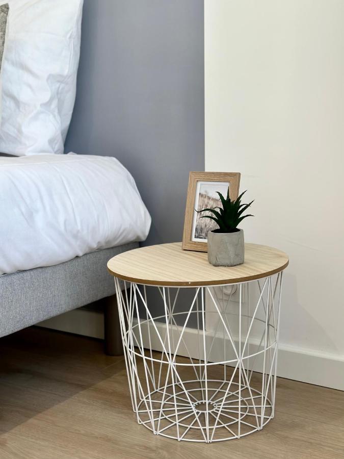 L'authentique - Moderne -
